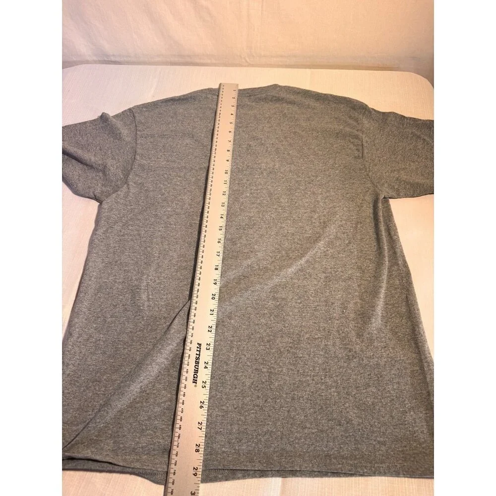 John Deere Logo T-Shirt Men’s L Gray Short Sleeve Classic Tee